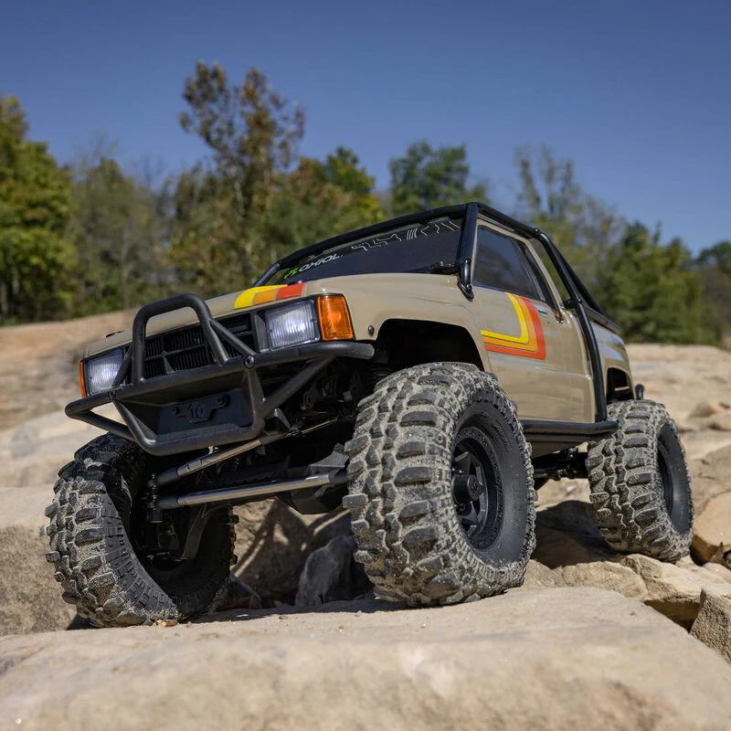 Axial 1/10SCX10 III 1987 Toyota SR5 - Image 12