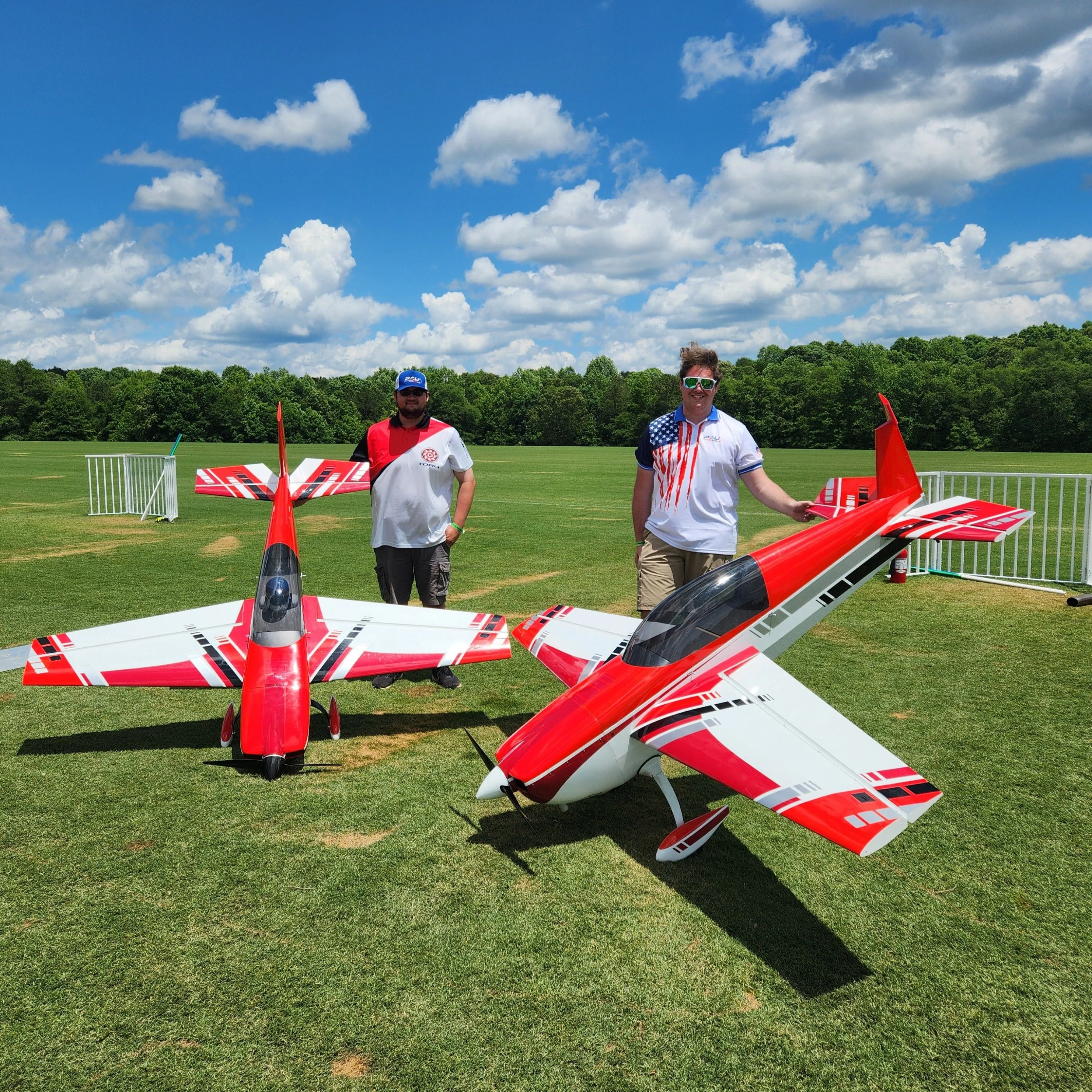 PAU Extra 330LX 120cc – Red - Image 4